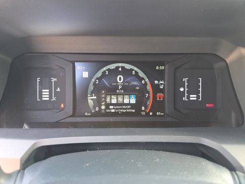 New 2026 Toyota 4Runner SR5 AWD/4WD image 33