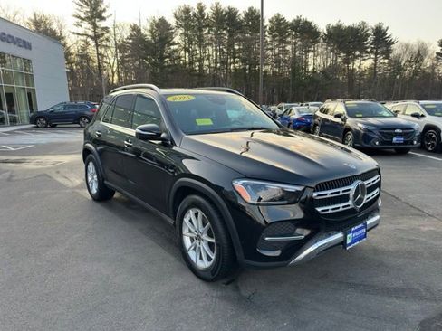 Used 2025 Mercedes-Benz GLE 350 4MATIC image 3