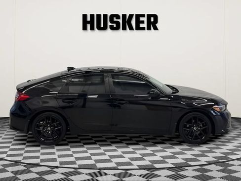 Used 2024 Honda Civic Sport image 2