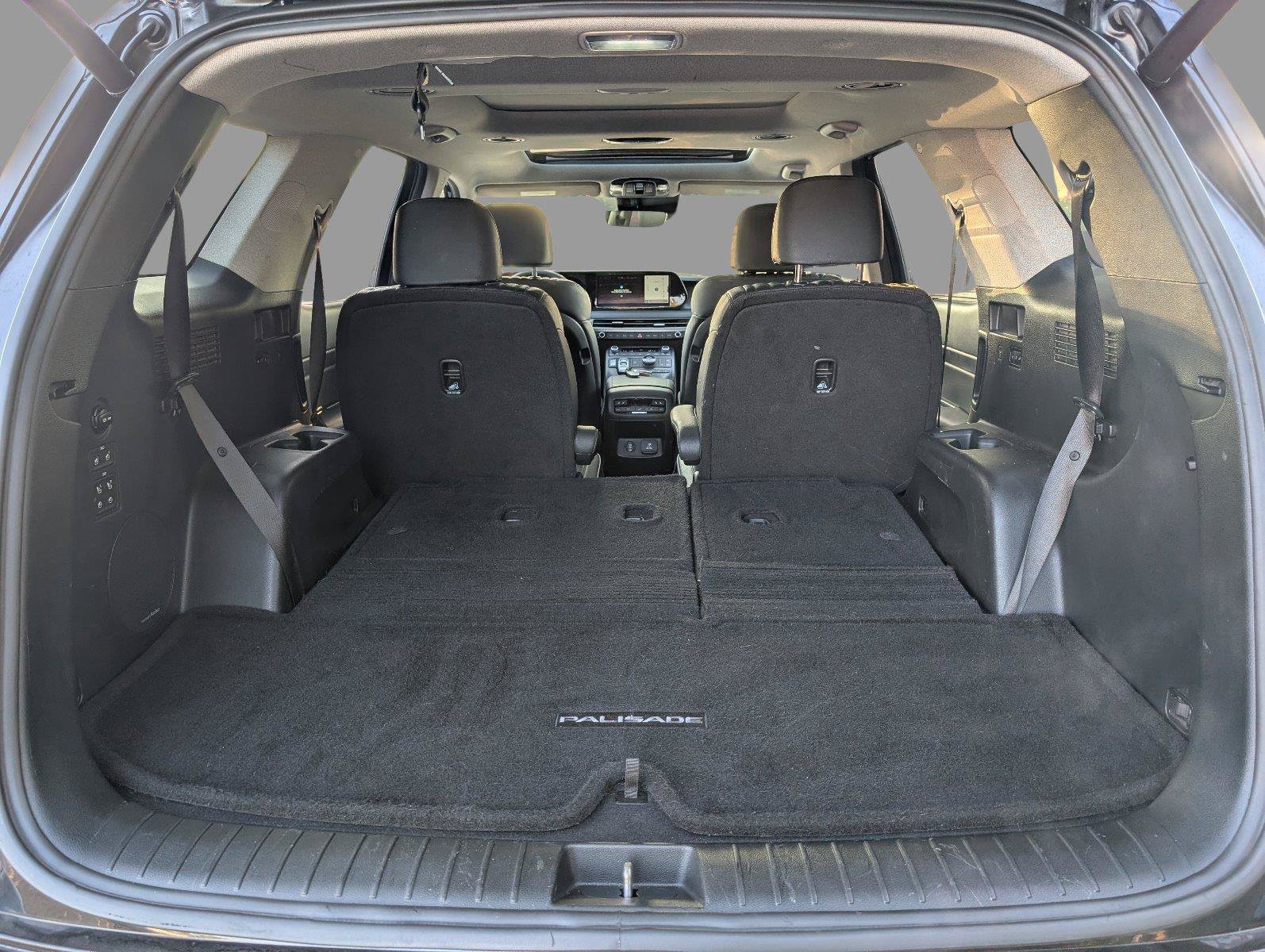 Used 2023 Hyundai Palisade Limited FWD image 5