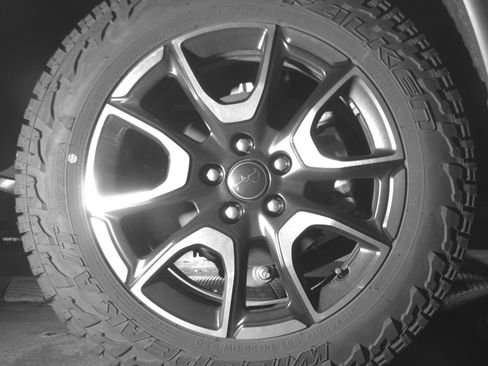 Used 2025 Jeep Compass Trailhawk AWD/4WD image 15