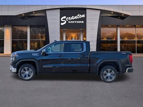 New 2026 GMC Sierra 1500 SLE AWD/4WD image 2