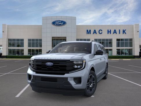 New 2025 Ford Expedition Max Active image 2