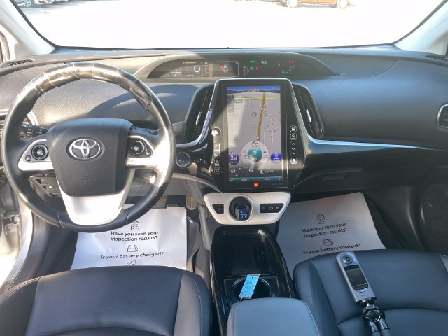 Used 2017 Toyota Prius Prime Advanced w/ Carpet Mat Package FWD image 22