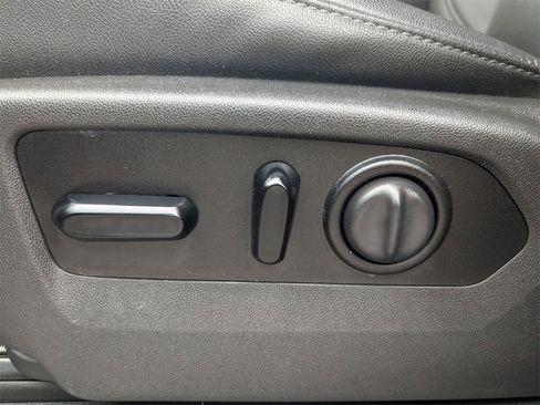 Certified 2021 Chevrolet Silverado 1500 RST w/ Texas Edition Plus image 24