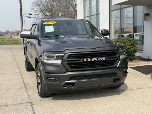 Used 2019 RAM 1500 Laramie w/ Sport Appearance Package image 18