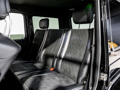 Used 2017 Mercedes-Benz G 550 Squared image 40