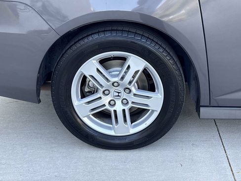 Used 2013 Honda Odyssey Touring Elite image 9
