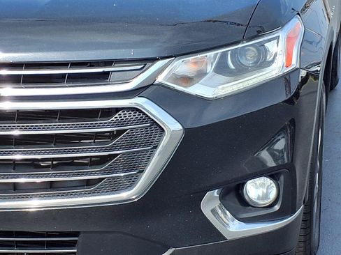 Used 2019 Chevrolet Traverse LT FWD image 32