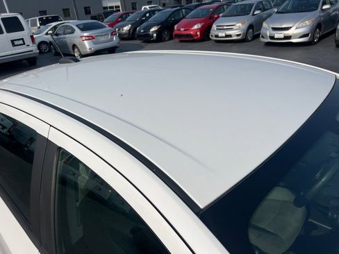 Used 2016 Chevrolet Sonic LS image 9