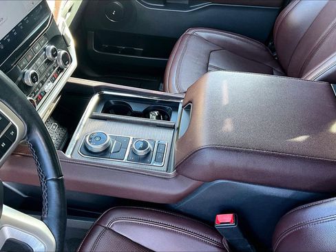 Used 2024 Ford Expedition Max Limited image 15