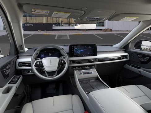 New 2026 Lincoln Aviator Reserve w/ Jet Appearance Package AWD/4WD image 9