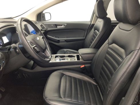 Used 2023 Ford Edge SEL image 17