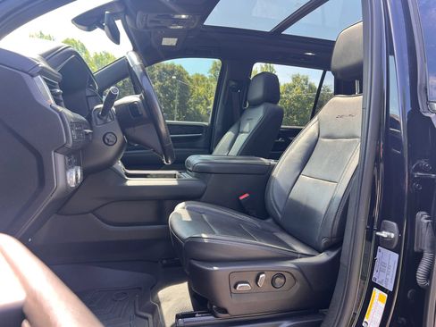 Used 2022 GMC Yukon Denali AWD/4WD image 2