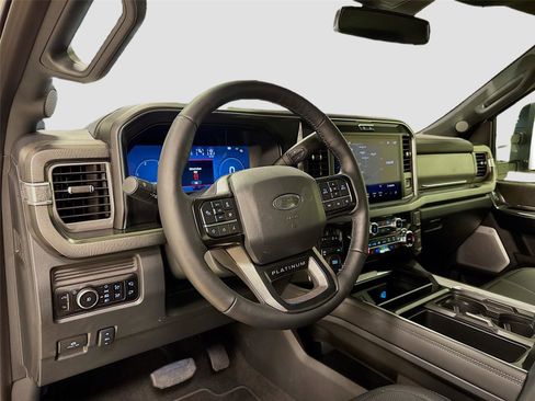 New 2025 Ford F250 Platinum image 9