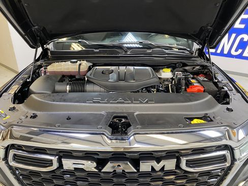 Used 2025 RAM 1500 Big Horn image 9