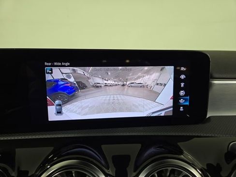 Used 2022 Mercedes-Benz A 220 4MATIC image 31