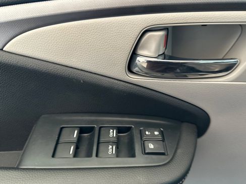 Used 2023 Honda Ridgeline RTL-E image 11