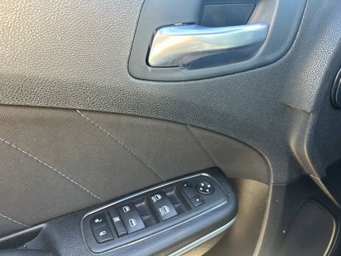 Used 2023 Dodge Charger SXT image 10