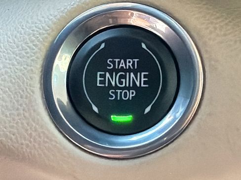 Used 2021 Buick Envision Essence image 34