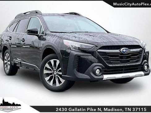 Used 2023 Subaru Outback Limited AWD/4WD image 1