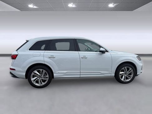 Used 2024 Audi Q7 3.0T Premium Plus image 8