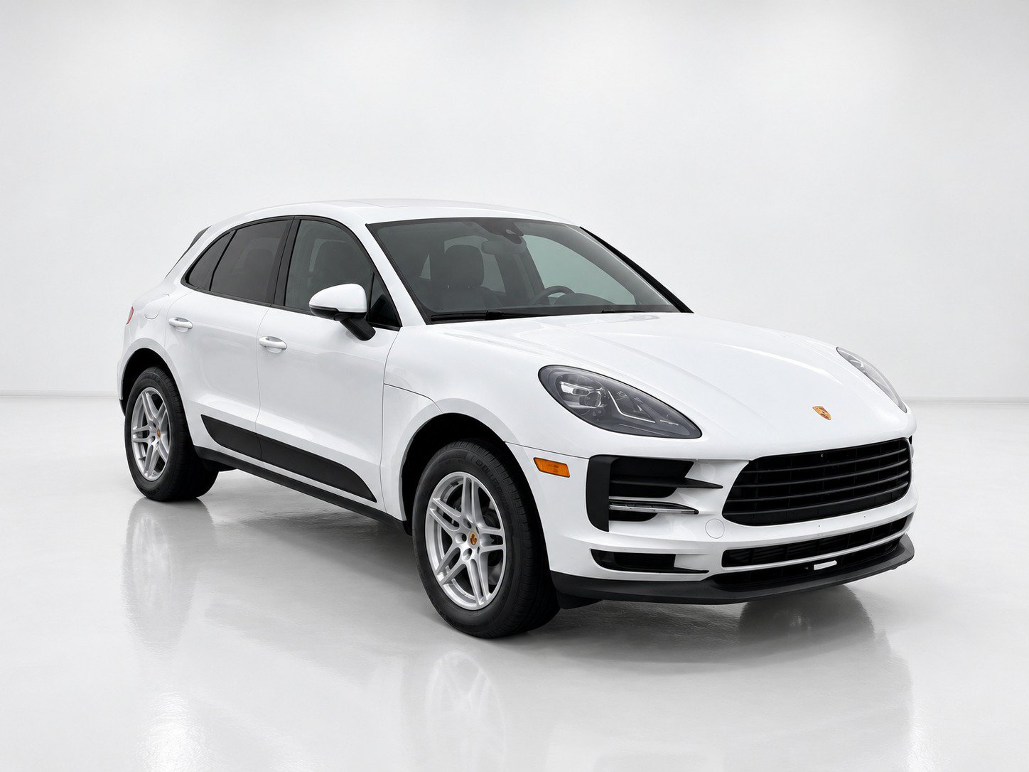 Used 2021 Porsche Macan AWD/4WD image 3