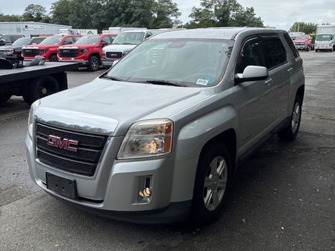 Used 2015 GMC Terrain SLE AWD/4WD image 3