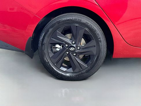 Used 2022 Hyundai Elantra SEL FWD image 33