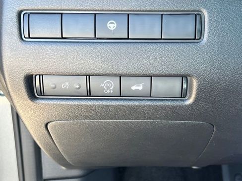 Certified 2024 Nissan Rogue SL w/ SL Premium Package FWD image 12
