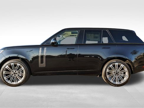 New 2026 Land Rover Range Rover SE image 7
