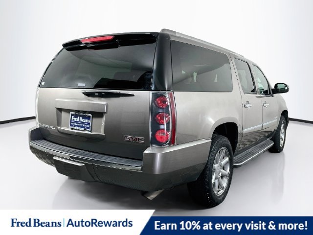 Used 2013 GMC Yukon XL Denali AWD/4WD image 9
