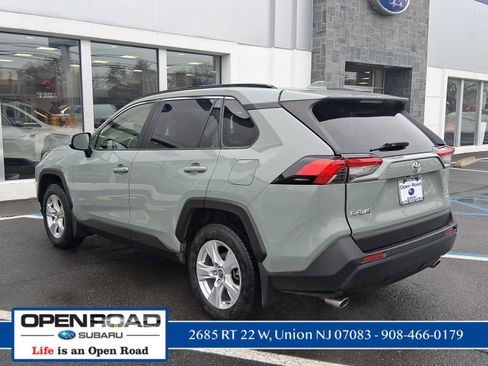 Used 2020 Toyota RAV4 XLE w/ Convenience Package image 6