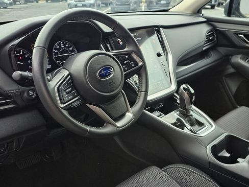 Used 2025 Subaru Outback Premium AWD/4WD image 20