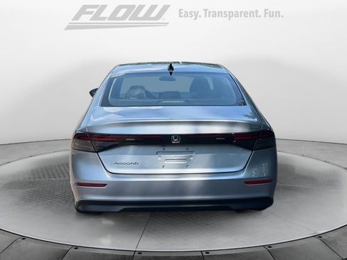 Certified 2025 Honda Accord SE image 6