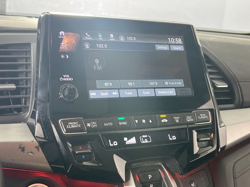 Used 2023 Honda Odyssey Sport image 14