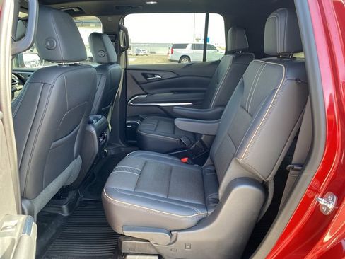Used 2025 Chevrolet Traverse High Country w/ LPO, Floor Liner Package AWD/4WD image 37