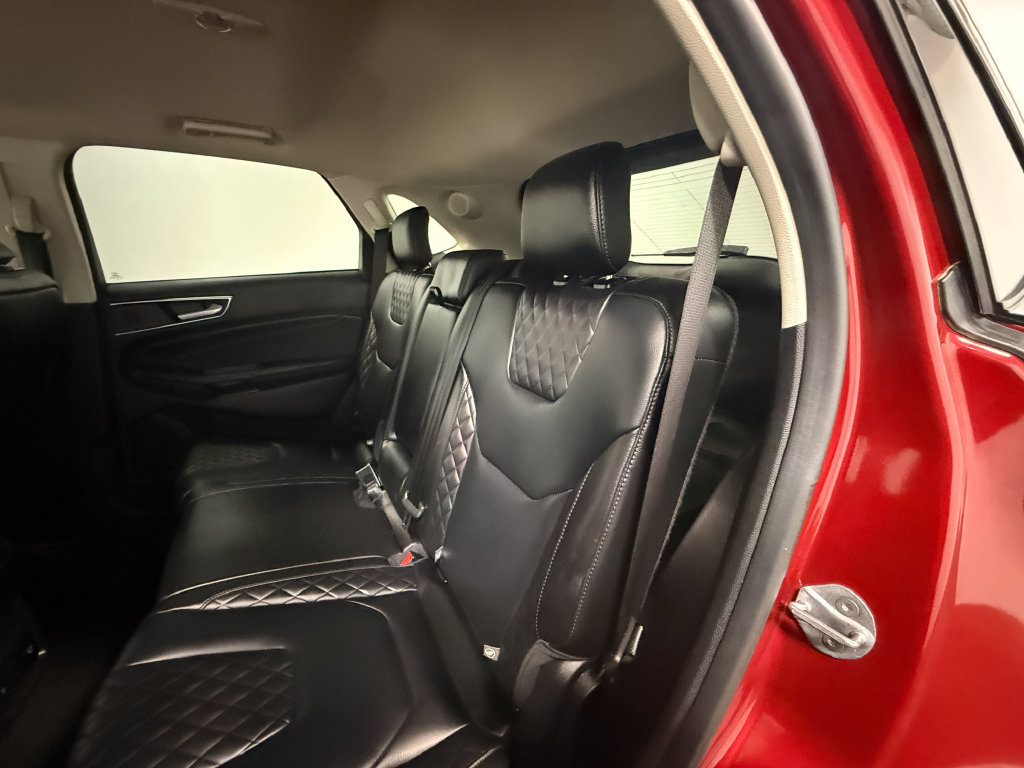 Used 2024 Ford Edge Titanium AWD/4WD image 47