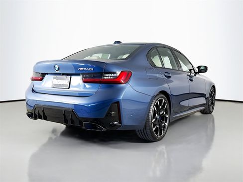 Used 2025 BMW M340i M340i w/ Premium Package image 7