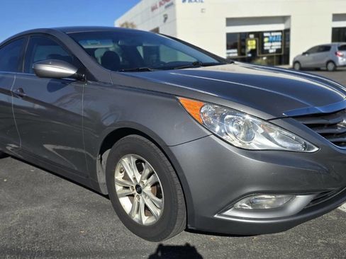 Used 2013 Hyundai Sonata GLS w/ Popular Equipment Pkg image 4