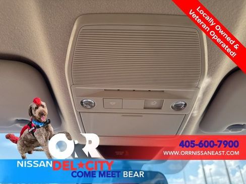 New 2025 Nissan Kicks SR FWD image 24