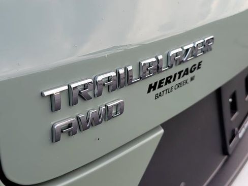 New 2026 Chevrolet TrailBlazer LT w/ LT Cold Weather Package AWD/4WD image 31