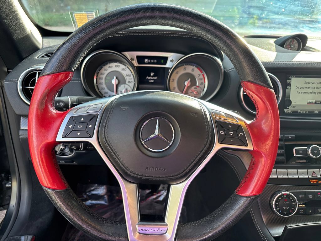 Used 2016 Mercedes-Benz SL 550 image 13