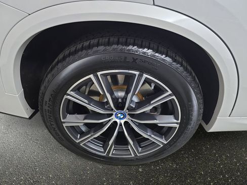 Certified 2024 BMW X5 xDrive50e w/ M Sport Package AWD/4WD image 30