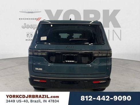 New 2026 Jeep Grand Wagoneer Limited w/ Convenience Group I AWD/4WD image 4