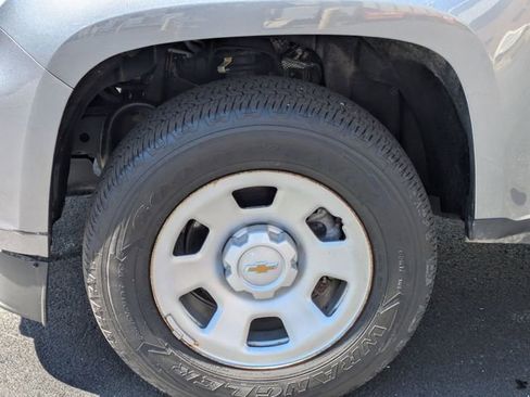 Certified 2022 Chevrolet Colorado W/T w/ WT Convenience Package AWD/4WD image 10
