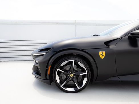 Used 2026 Ferrari Purosangue AWD/4WD image 18