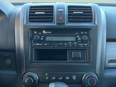 Used 2011 Honda CR-V LX image 19