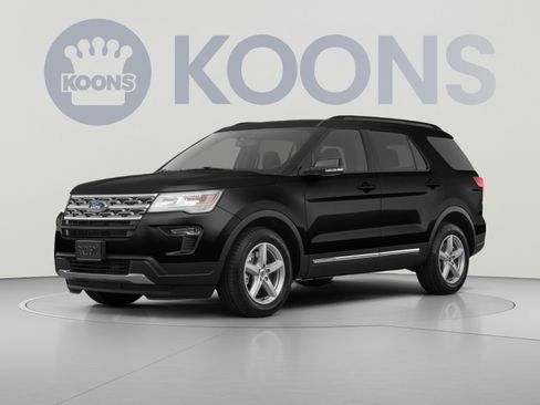 Used 2018 Ford Explorer XLT w/ Equipment Group 201A AWD/4WD image 1