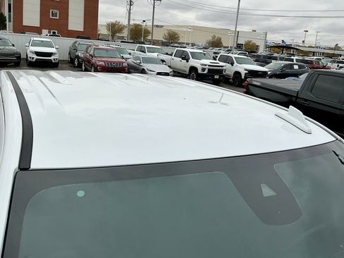 Used 2024 GMC Sierra 1500 AT4 w/ Technology Package image 12